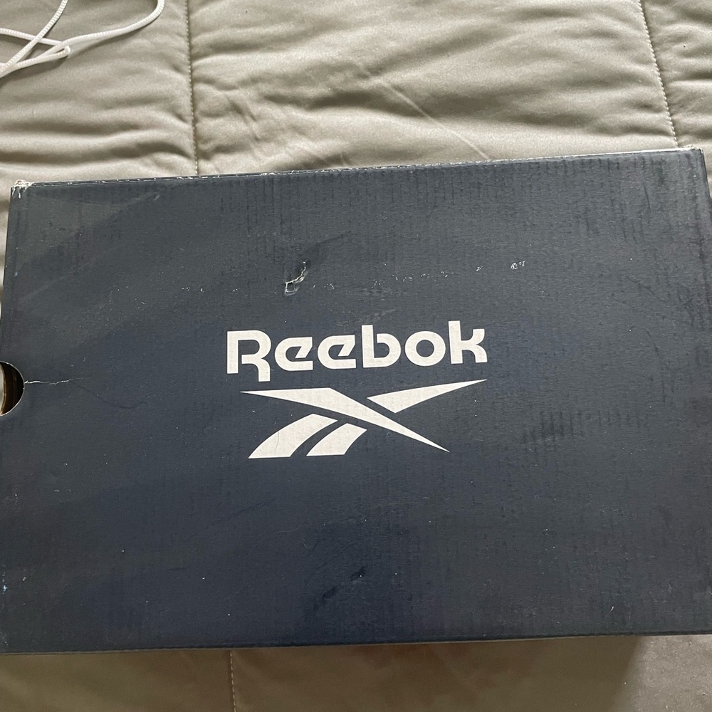 Reebok black w white logo NEW sneakers.